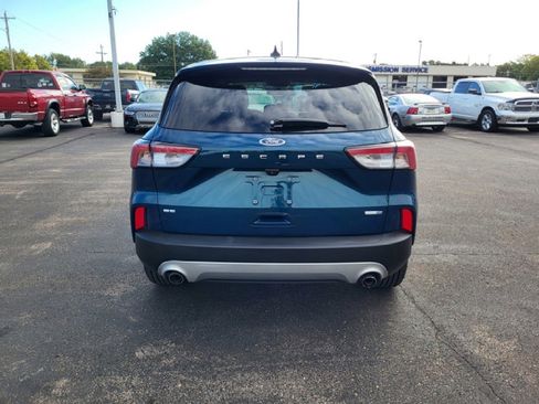 Used 2020 Ford Escape SE image 22