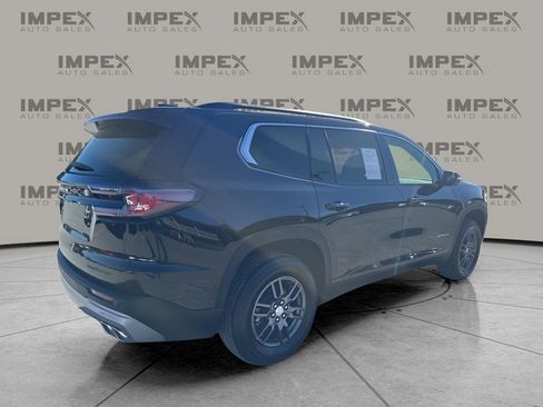 Used 2025 GMC Acadia Elevation image 5