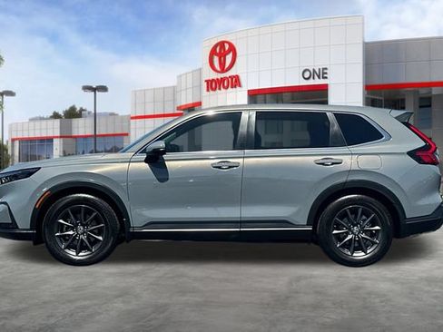 Used 2026 Honda CR-V EX-L image 8