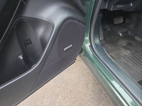 Used 2023 Subaru Forester Touring image 12