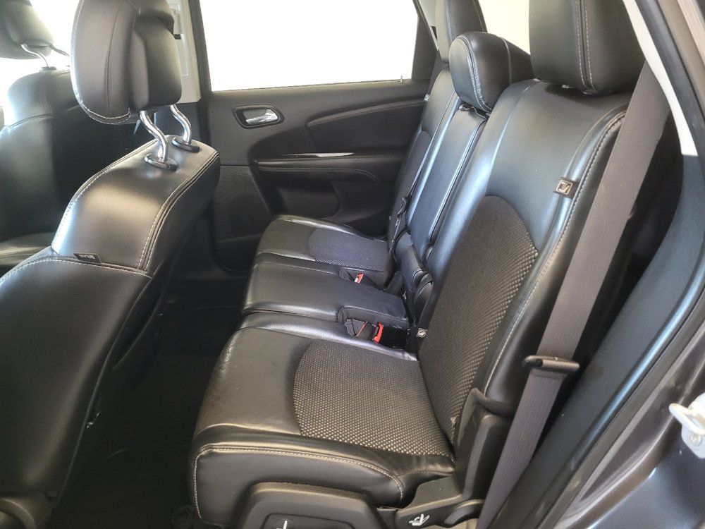 Used 2019 Dodge Journey Crossroad FWD image 18