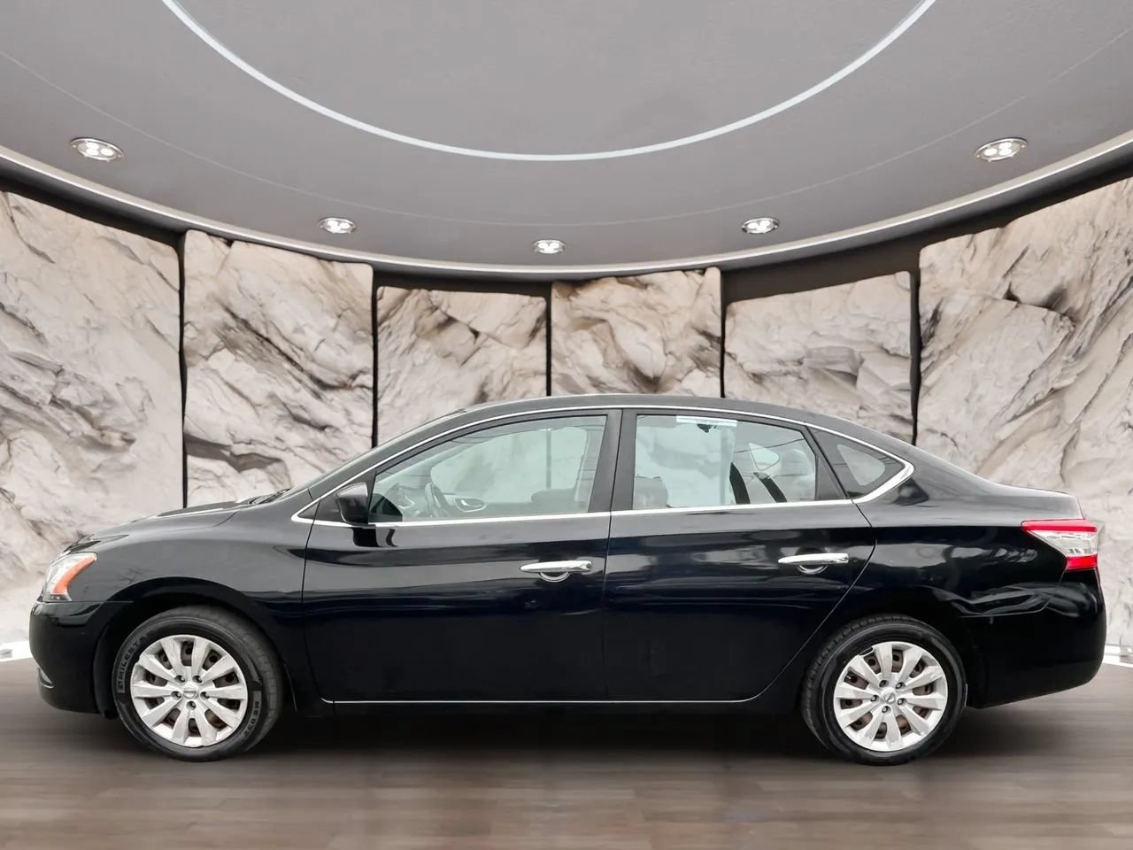 Used 2013 Nissan Sentra SV w/ Driver Pkg FWD image 5