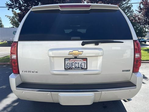 Used 2011 Chevrolet Tahoe LTZ RWD image 10