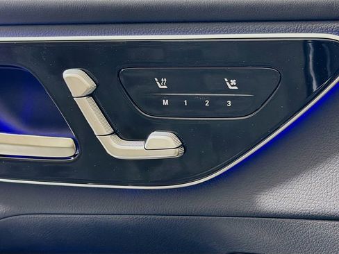 New 2026 Mercedes-Benz GLC 300 4MATIC image 23