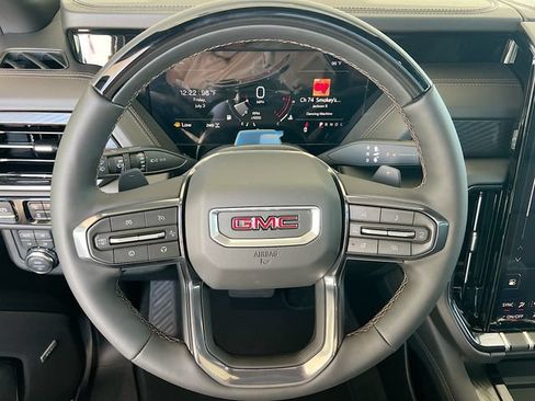 New 2026 GMC Yukon AT4 w/ AT4 Premium Plus Package AWD/4WD image 7