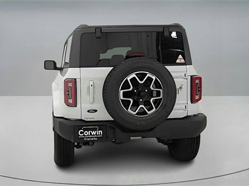 New 2025 Ford Bronco Outer Banks image 6