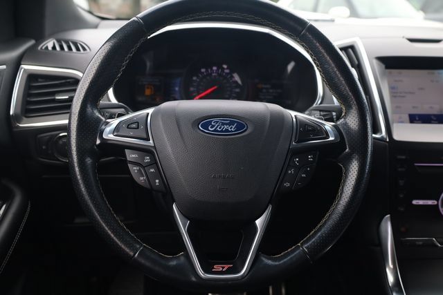 Used 2019 Ford Edge ST w/ Convenience Package AWD/4WD image 13
