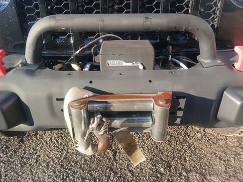 Used 2020 Jeep Gladiator Sport w/ Quick Order Package 24S image 11