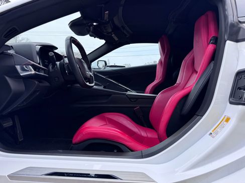 Used 2025 Chevrolet Corvette Stingray Coupe 2D image 33