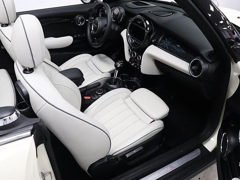 Used 2019 MINI Cooper S FWD image 18