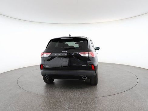 Used 2022 Ford Escape SE w/ SE Sport Appearance Package image 15