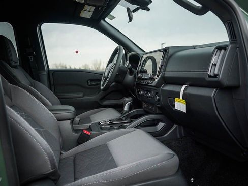 New 2026 Nissan Frontier SV AWD/4WD image 9
