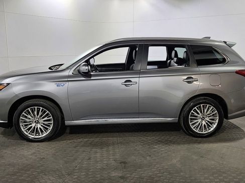 Used 2022 Mitsubishi Outlander SEL image 4