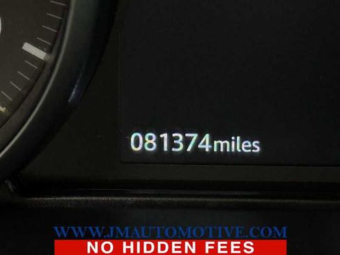 Used 2018 Land Rover Range Rover Evoque SE Premium image 21