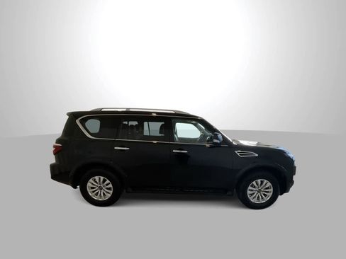 Used 2024 Nissan Armada SV image 9