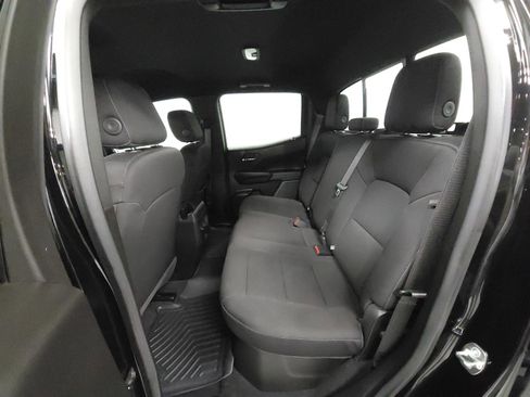 Used 2024 GMC Canyon Elevation w/ Convenience Package RWD image 5