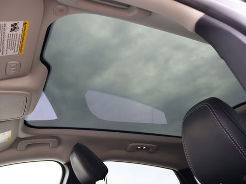 Used 2023 Ford Mustang Mach-E Premium image 24