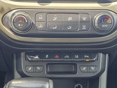 Used 2021 GMC Canyon Denali AWD/4WD image 29