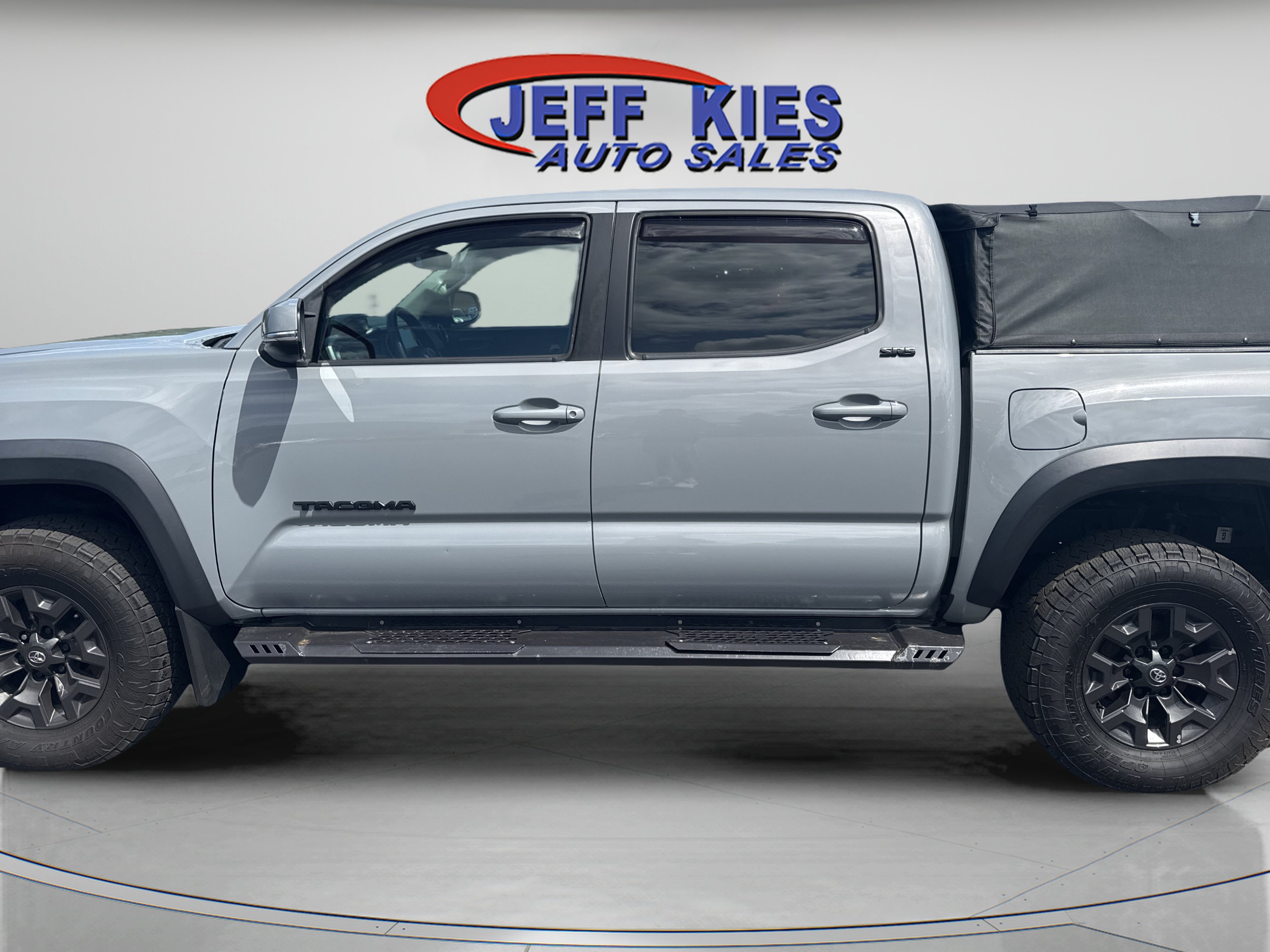 Used 2021 Toyota Tacoma SR5 w/ Trail Edition AWD/4WD image 8