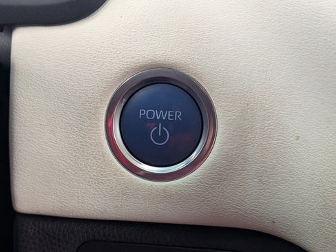 Used 2024 Toyota Sequoia Capstone image 34