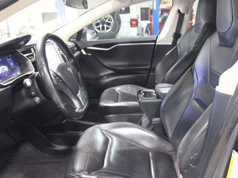 Used 2015 Tesla Model S 85D image 10