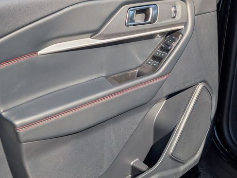New 2026 Ford Explorer ST-Line RWD image 16