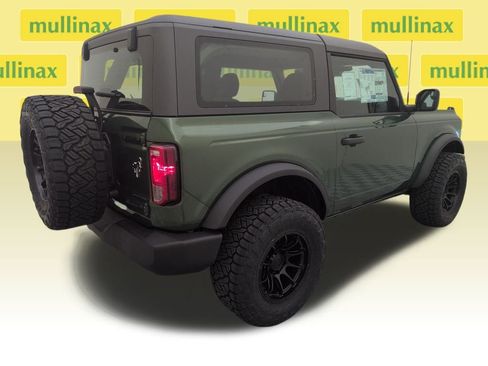 New 2025 Ford Bronco Base image 4