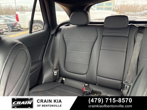 Used 2025 Mercedes-Benz GLC 300 4MATIC image 15