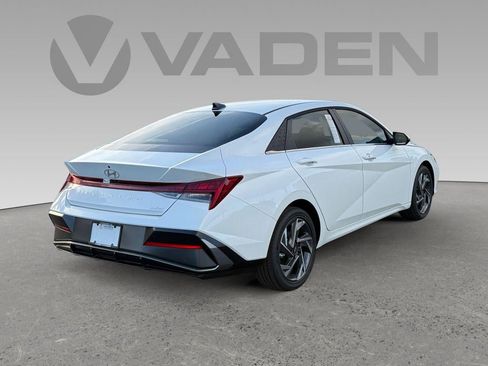New 2026 Hyundai Elantra Limited FWD image 52