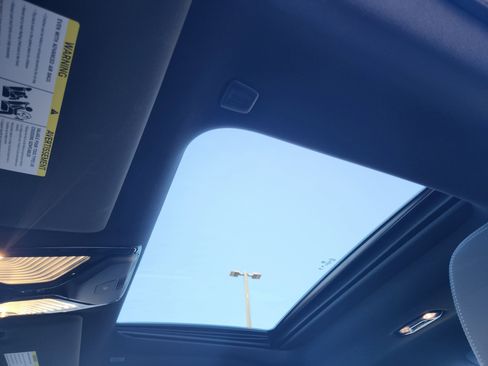 Used 2024 BMW 230i xDrive Coupe w/ Convenience Package image 31