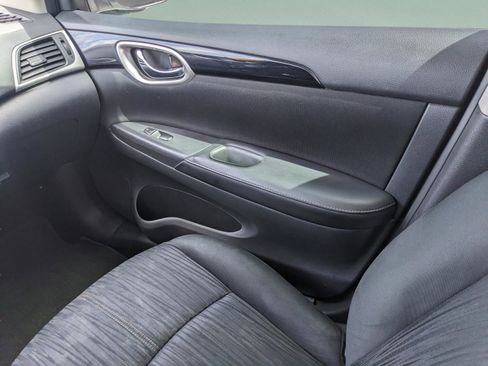 Used 2018 Nissan Sentra SV FWD image 15