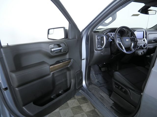 Used 2021 Chevrolet Silverado 1500 LT AWD/4WD image 17