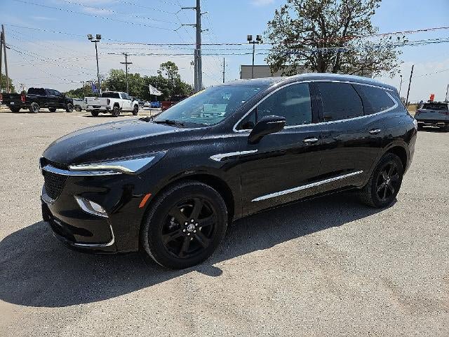 Used 2023 Buick Enclave Essence w/ Experience Buick Package FWD image 2
