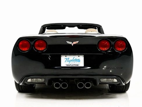Used 2008 Chevrolet Corvette Convertible w/ Preferred Equipment Group image 24