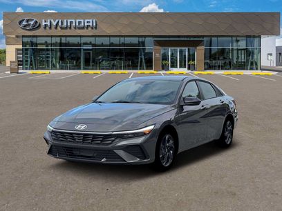 Used 2026 Hyundai Elantra Sport w/ Cargo Package
