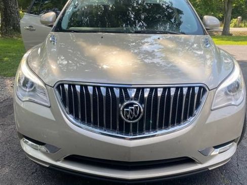 Used 2015 Buick Enclave Leather FWD image 1