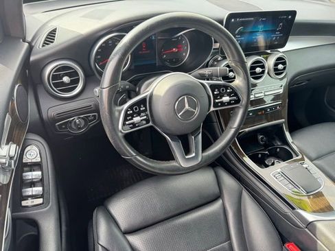Used 2020 Mercedes-Benz GLC 300 4MATIC image 21