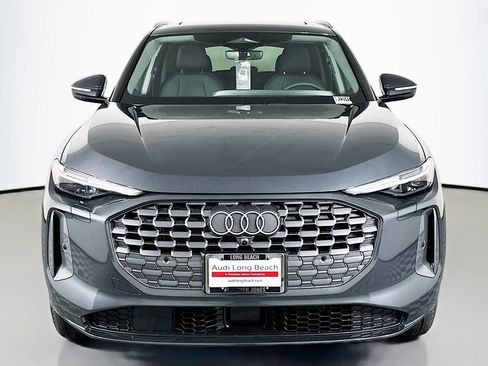 New 2025 Audi Q5 Premium Plus image 2