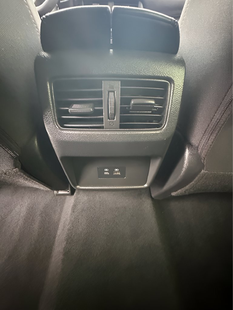Used 2023 Nissan Rogue SV AWD/4WD image 11