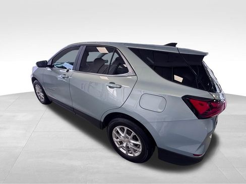 Used 2022 Chevrolet Equinox LT image 4