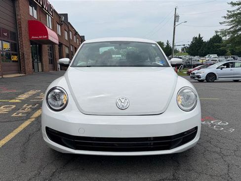 Used 2012 Volkswagen Beetle 2.5 FWD image 2