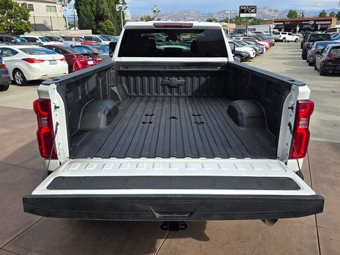 Used 2024 Chevrolet Silverado 3500 LT image 23