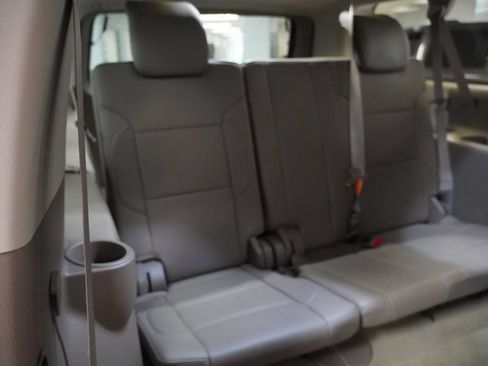 Used 2015 Chevrolet Suburban LTZ AWD/4WD image 25