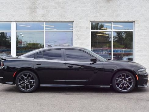 Used 2022 Dodge Charger R/T w/ Plus Group RWD image 3