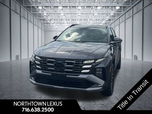 Used 2025 Hyundai Tucson Limited AWD/4WD image 1