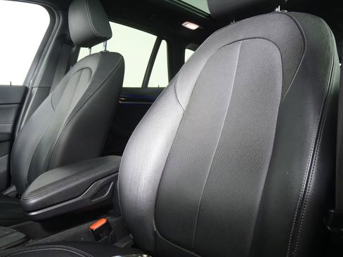 Used 2021 BMW X1 sDrive28i w/ Convenience Package image 10