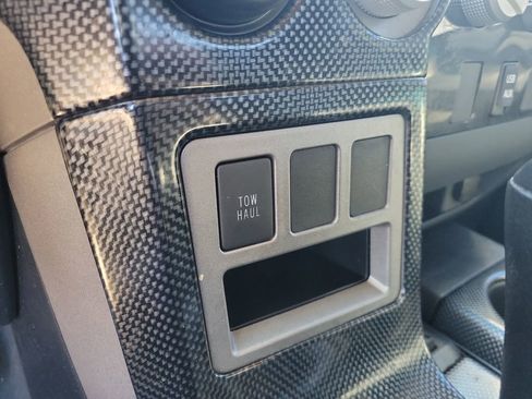 Used 2010 Toyota Tundra 2WD Double Cab image 23