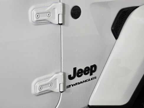 New 2025 Jeep Wrangler Sahara image 36