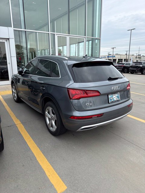 Used 2020 Audi Q5 2.0T Premium Plus w/ Premium Plus Package AWD/4WD image 4