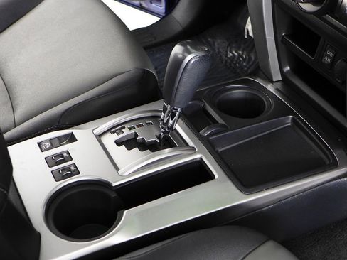 Used 2018 Toyota 4Runner SR5 Premium image 15